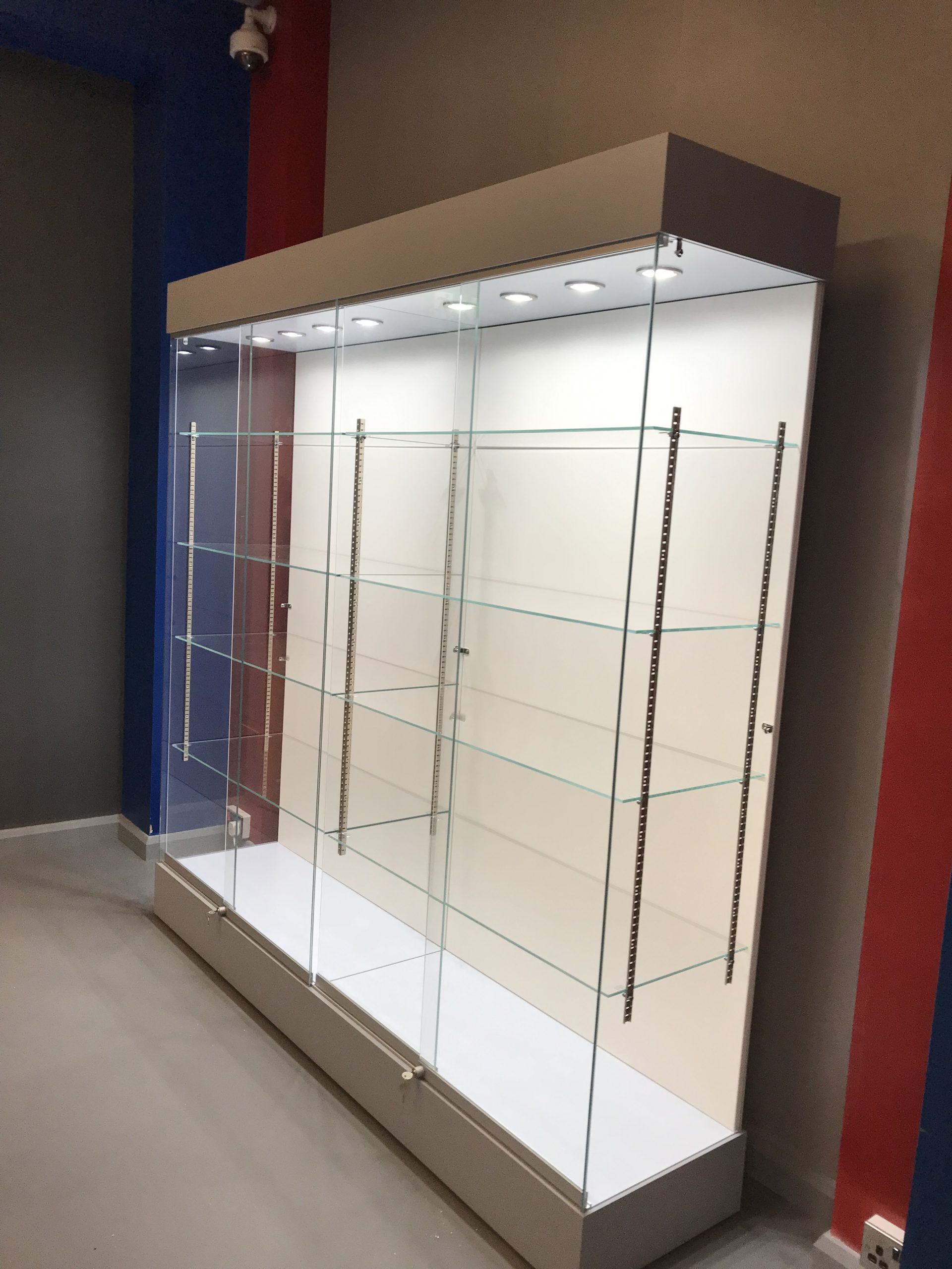 Timber Bespoke Display Cabinets for –                 LONDON FILM STUDIO’S